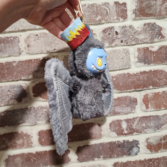 Pop Mart Flying Monkey Labubu - Picture 5 of 9